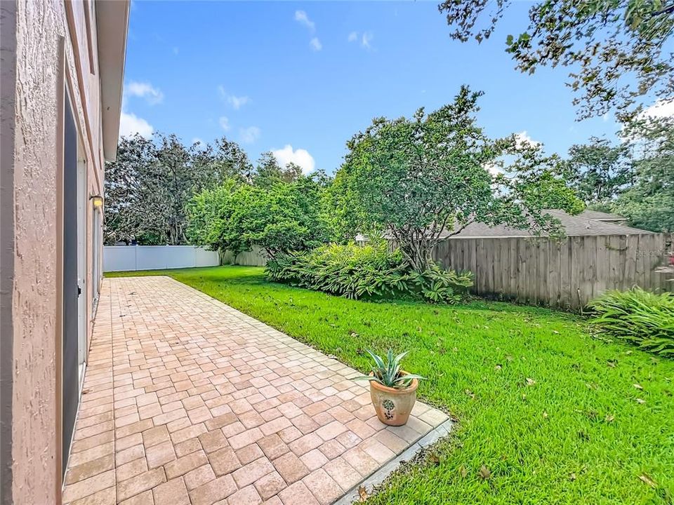 合同活跃: $625,000 (5 贝兹, 3 浴室, 3322 平方英尺)