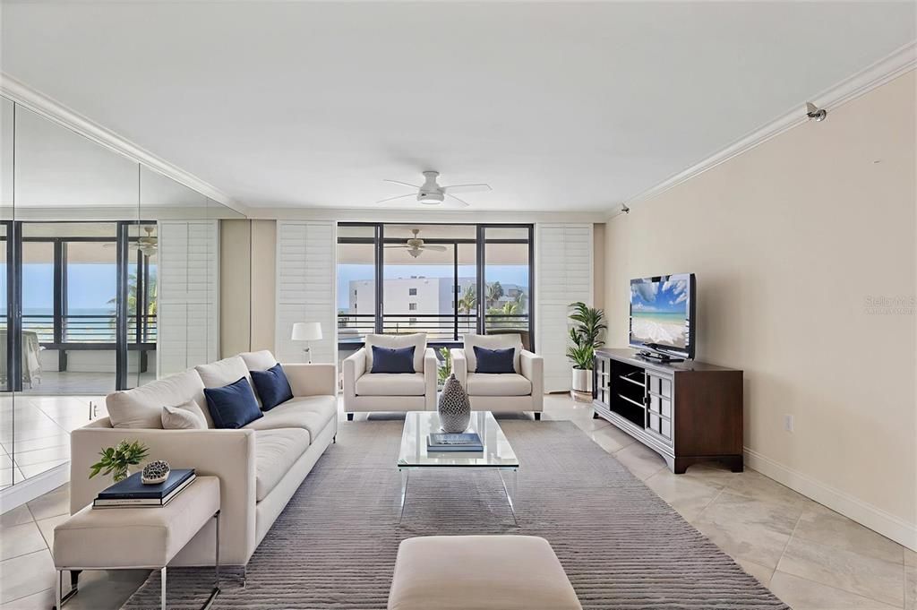 Active With Contract: $999,000 (2 beds, 2 baths, 1668 Square Feet)