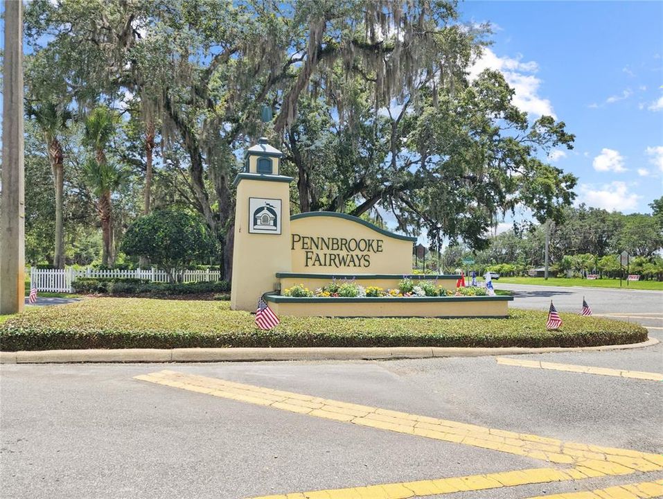 For Sale: $99,900 (1 beds, 1 baths, 490 Square Feet)