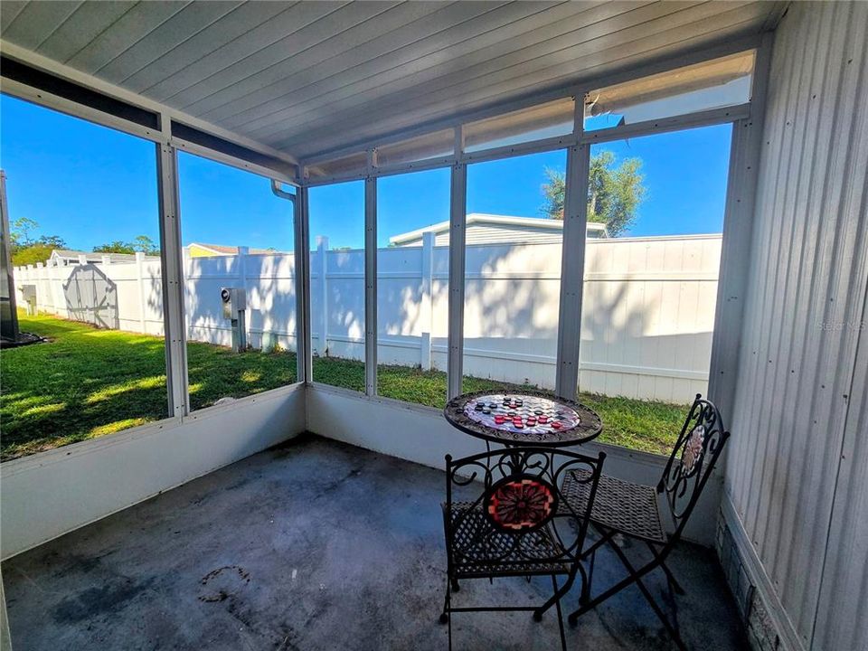 For Sale: $99,900 (1 beds, 1 baths, 490 Square Feet)