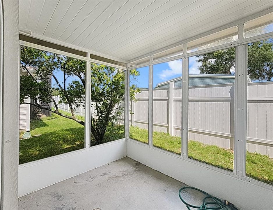 For Sale: $99,900 (1 beds, 1 baths, 490 Square Feet)