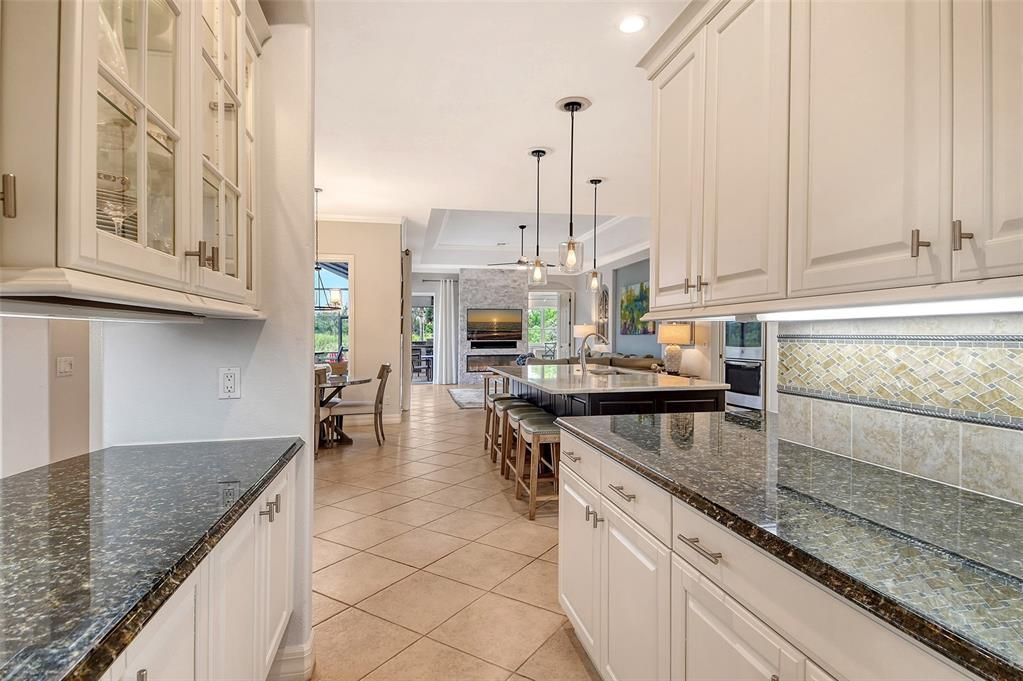 Active With Contract: $1,650,000 (3 beds, 3 baths, 3302 Square Feet)