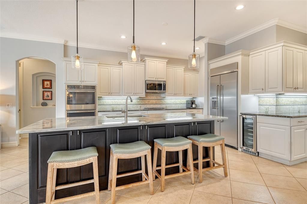 Active With Contract: $1,650,000 (3 beds, 3 baths, 3302 Square Feet)