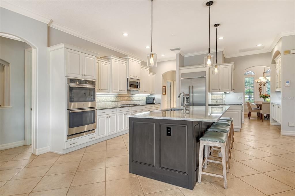 Active With Contract: $1,650,000 (3 beds, 3 baths, 3302 Square Feet)