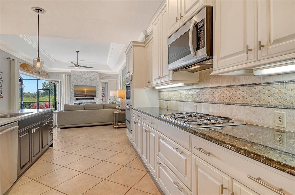 Active With Contract: $1,650,000 (3 beds, 3 baths, 3302 Square Feet)