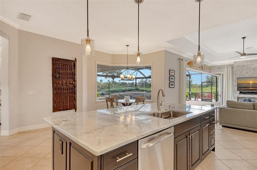 Active With Contract: $1,650,000 (3 beds, 3 baths, 3302 Square Feet)