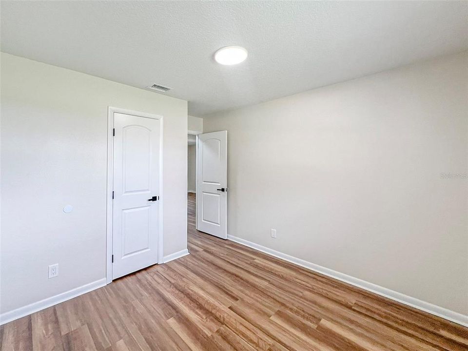 En Renta: $2,295 (3 camas, 2 baños, 1324 Pies cuadrados)