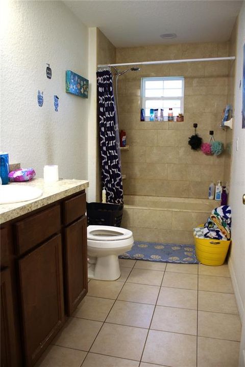 For Sale: $290,000 (3 beds, 2 baths, 1200 Square Feet)