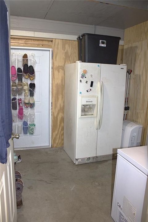 For Sale: $290,000 (3 beds, 2 baths, 1200 Square Feet)