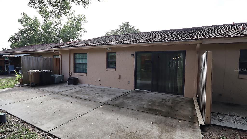 For Sale: $212,000 (2 beds, 2 baths, 1116 Square Feet)