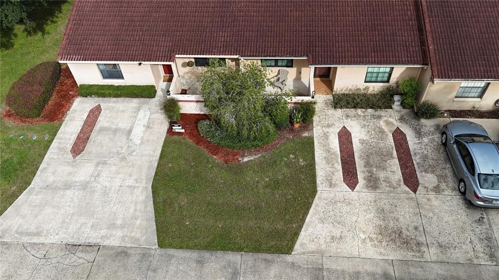 For Sale: $212,000 (2 beds, 2 baths, 1116 Square Feet)