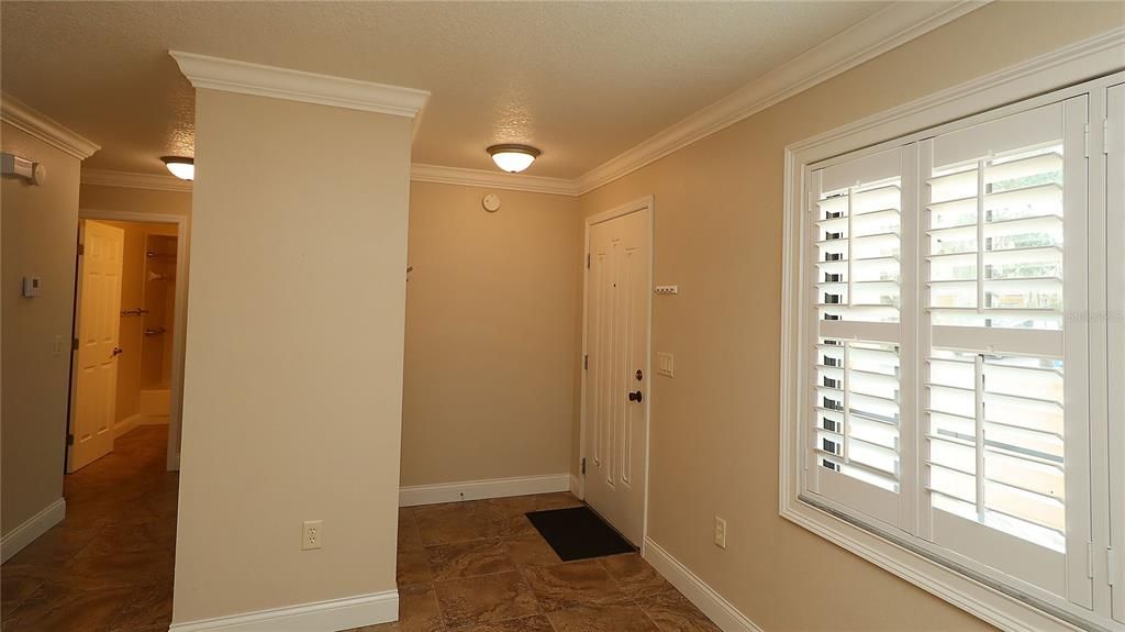 For Sale: $212,000 (2 beds, 2 baths, 1116 Square Feet)