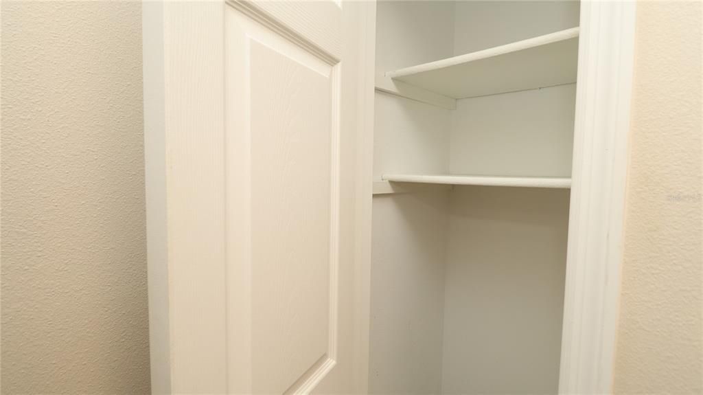 For Sale: $212,000 (2 beds, 2 baths, 1116 Square Feet)