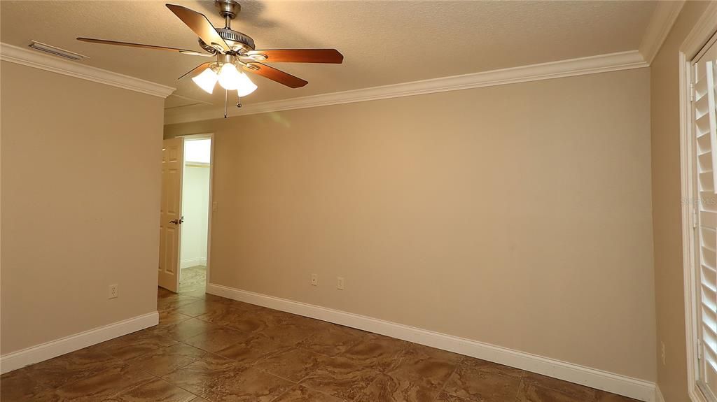 For Sale: $212,000 (2 beds, 2 baths, 1116 Square Feet)