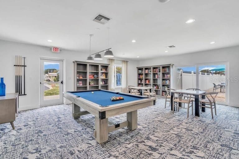 出租: $1,599 (2 贝兹, 2 浴室, 1056 平方英尺)