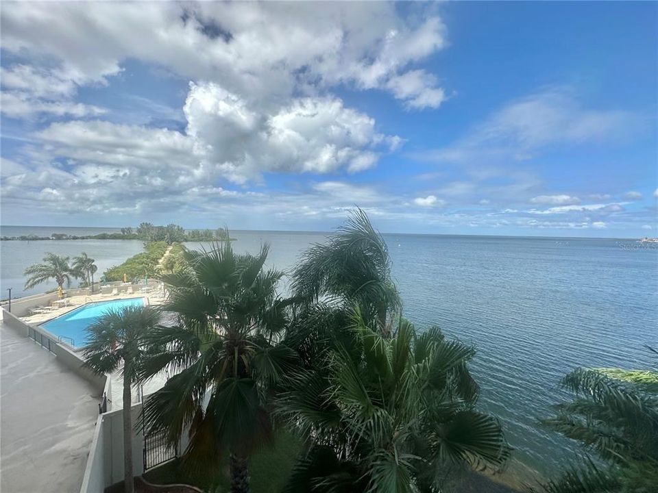 For Sale: $360,000 (2 beds, 2 baths, 1236 Square Feet)