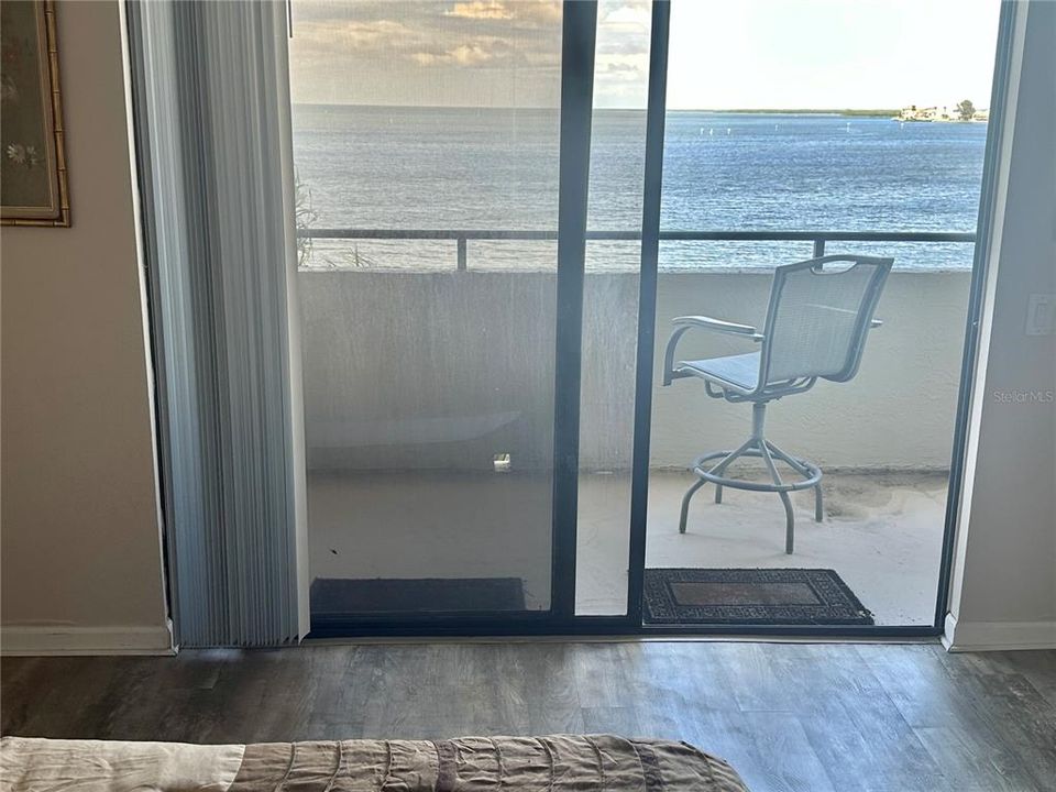 For Sale: $360,000 (2 beds, 2 baths, 1236 Square Feet)