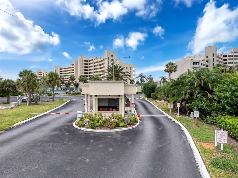 For Sale: $360,000 (2 beds, 2 baths, 1236 Square Feet)