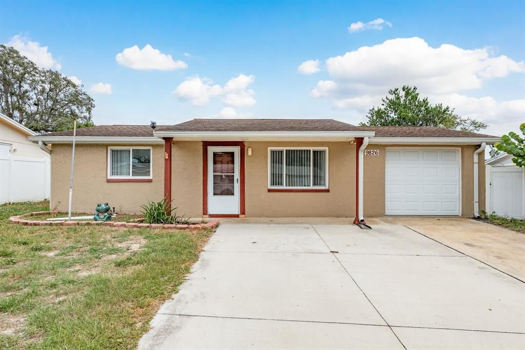 Vendido Recientemente: $239,000 (4 camas, 2 baños, 1236 Pies cuadrados)