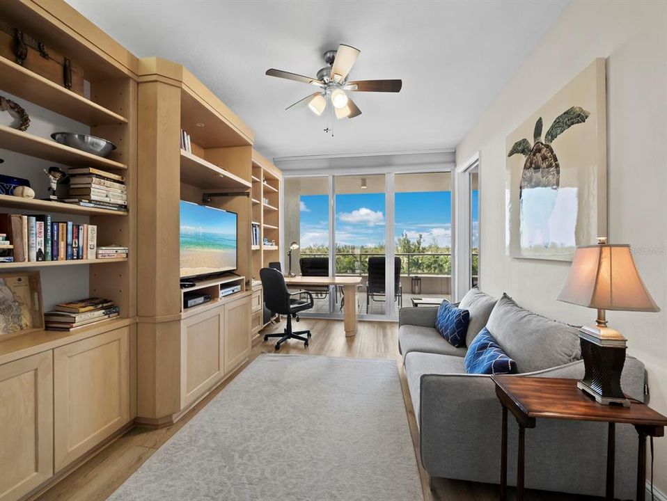 На продажу: $1,695,000 (3 спален, 3 ванн, 2550 Квадратных фут)