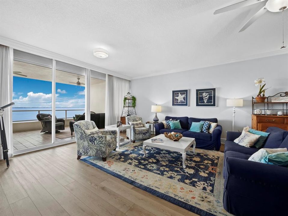 На продажу: $1,695,000 (3 спален, 3 ванн, 2550 Квадратных фут)