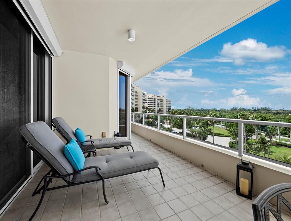 На продажу: $1,695,000 (3 спален, 3 ванн, 2550 Квадратных фут)