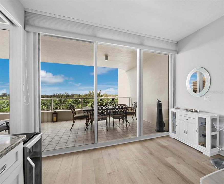 На продажу: $1,695,000 (3 спален, 3 ванн, 2550 Квадратных фут)