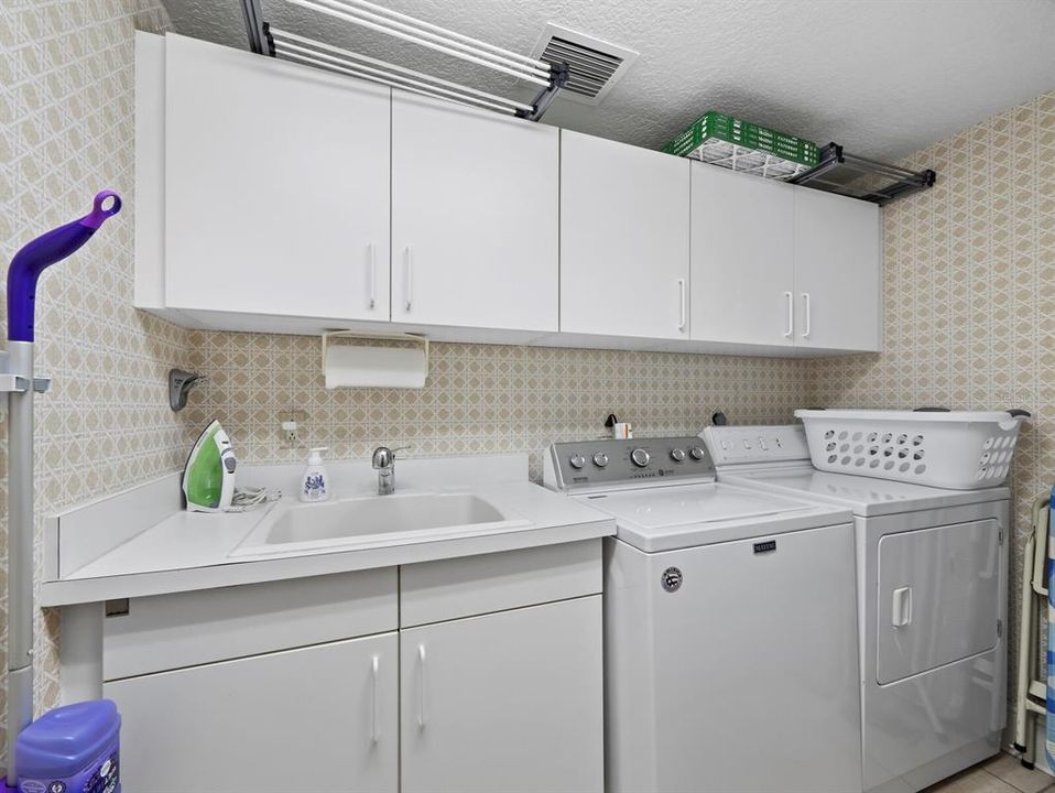 На продажу: $1,695,000 (3 спален, 3 ванн, 2550 Квадратных фут)