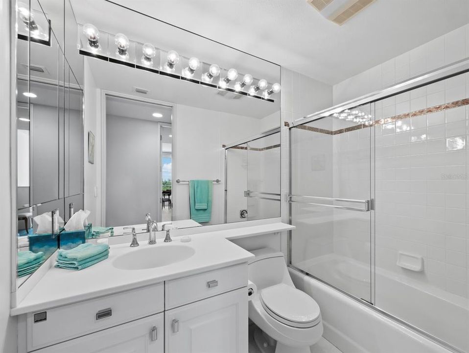 На продажу: $1,695,000 (3 спален, 3 ванн, 2550 Квадратных фут)