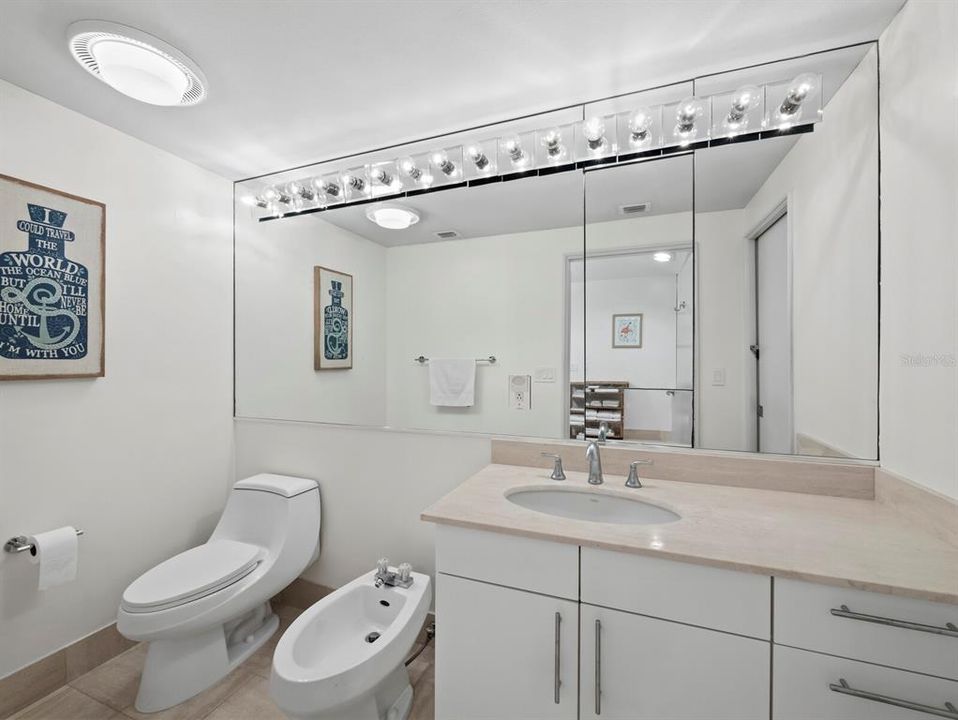 На продажу: $1,695,000 (3 спален, 3 ванн, 2550 Квадратных фут)