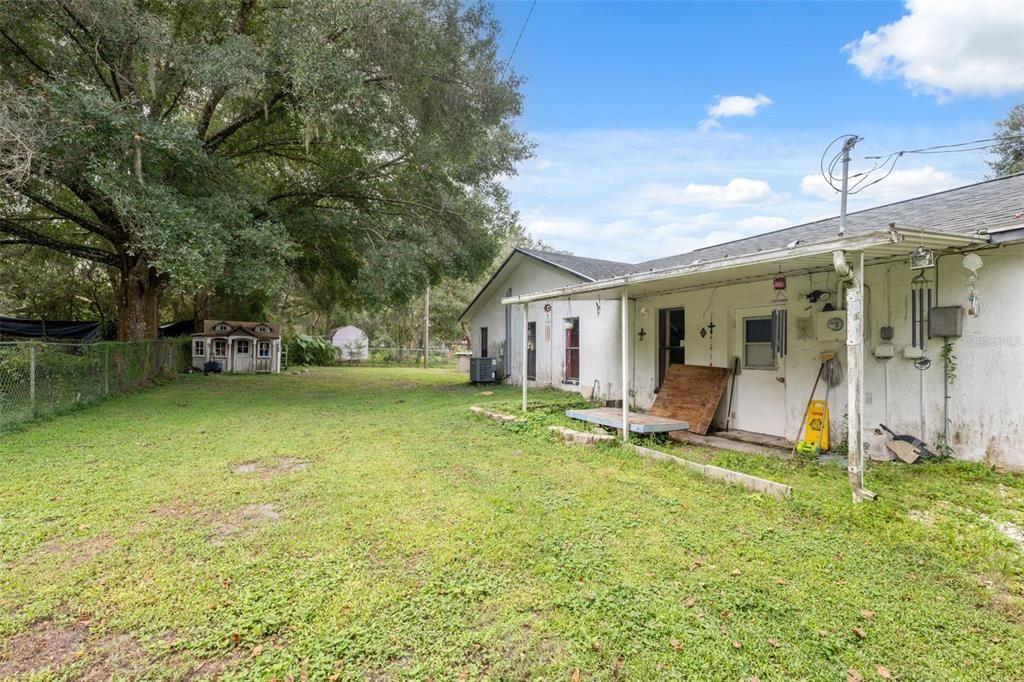 待售: $410,000 (4 贝兹, 2 浴室, 3121 平方英尺)