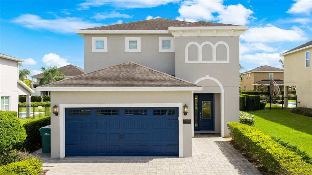 Recently Sold: $615,000 (5 beds, 5 baths, 2570 Square Feet)