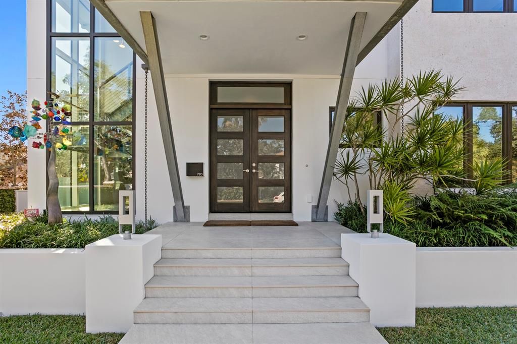 For Sale: $2,750,000 (4 beds, 4 baths, 3220 Square Feet)