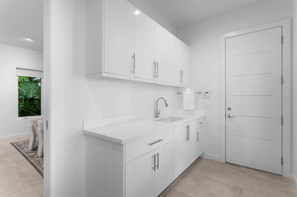 For Sale: $2,750,000 (4 beds, 4 baths, 3220 Square Feet)