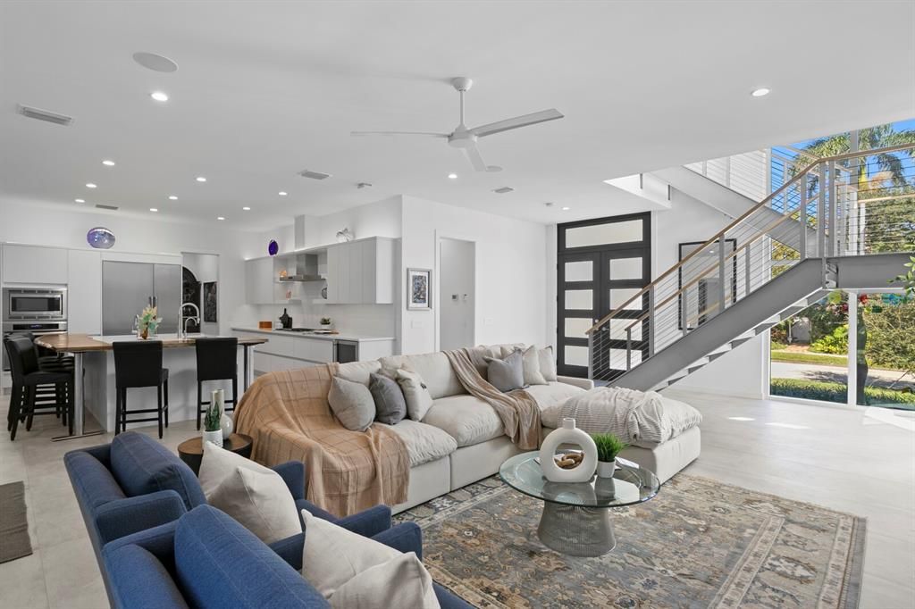 For Sale: $2,750,000 (4 beds, 4 baths, 3220 Square Feet)