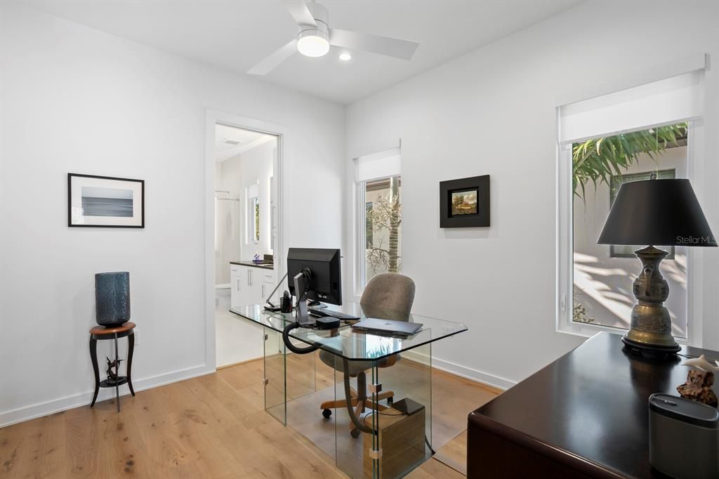 For Sale: $2,750,000 (4 beds, 4 baths, 3220 Square Feet)