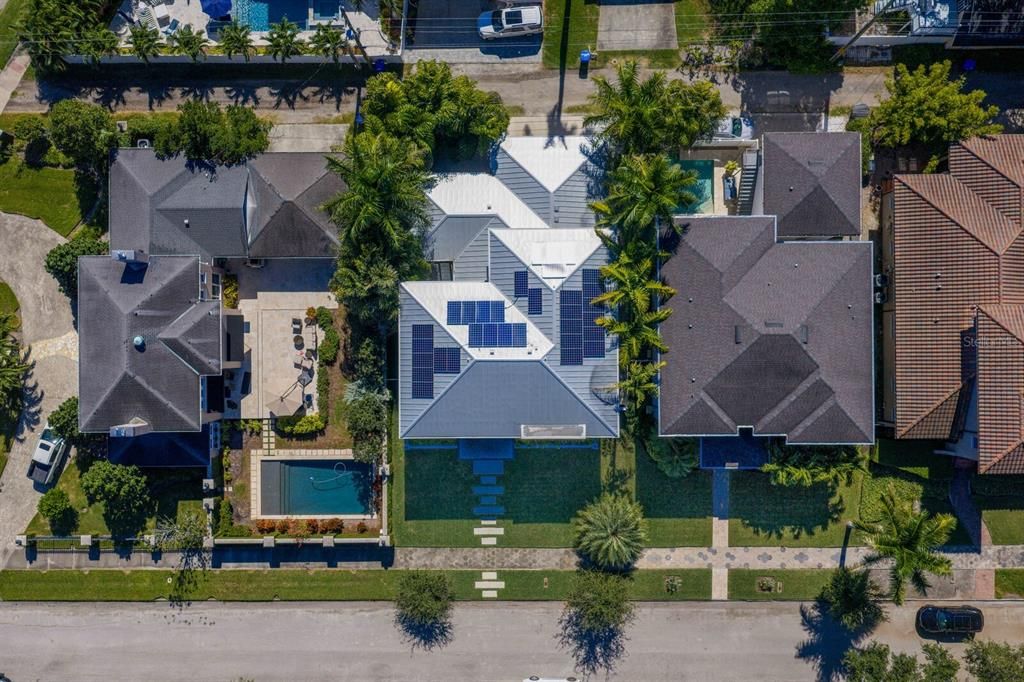 For Sale: $2,750,000 (4 beds, 4 baths, 3220 Square Feet)