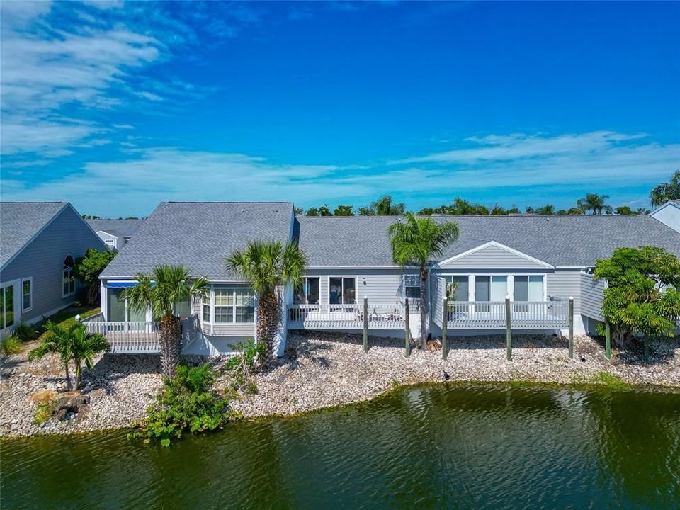 合同活跃: $379,000 (2 贝兹, 2 浴室, 1453 平方英尺)