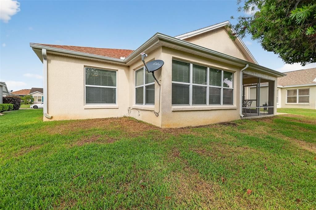 For Sale: $379,900 (3 beds, 2 baths, 1565 Square Feet)