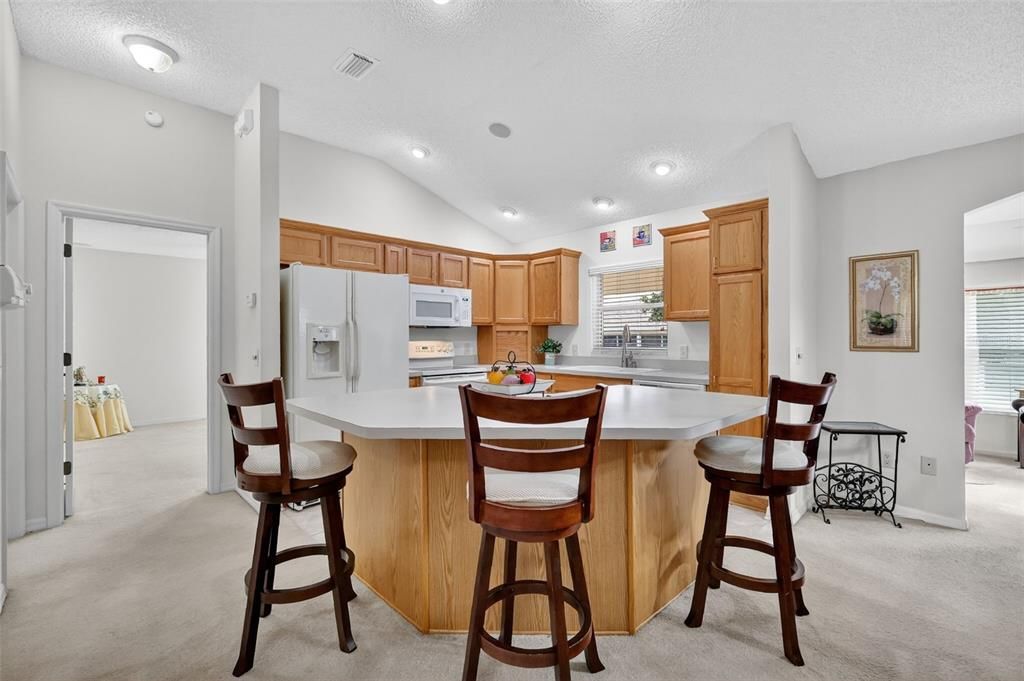 For Sale: $379,900 (3 beds, 2 baths, 1565 Square Feet)