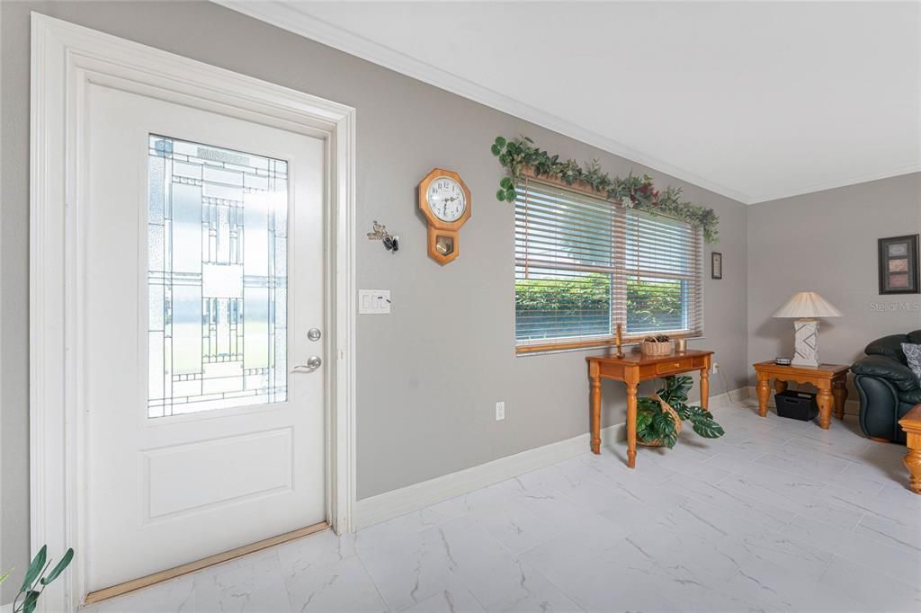 Activo con contrato: $347,500 (2 camas, 2 baños, 1379 Pies cuadrados)