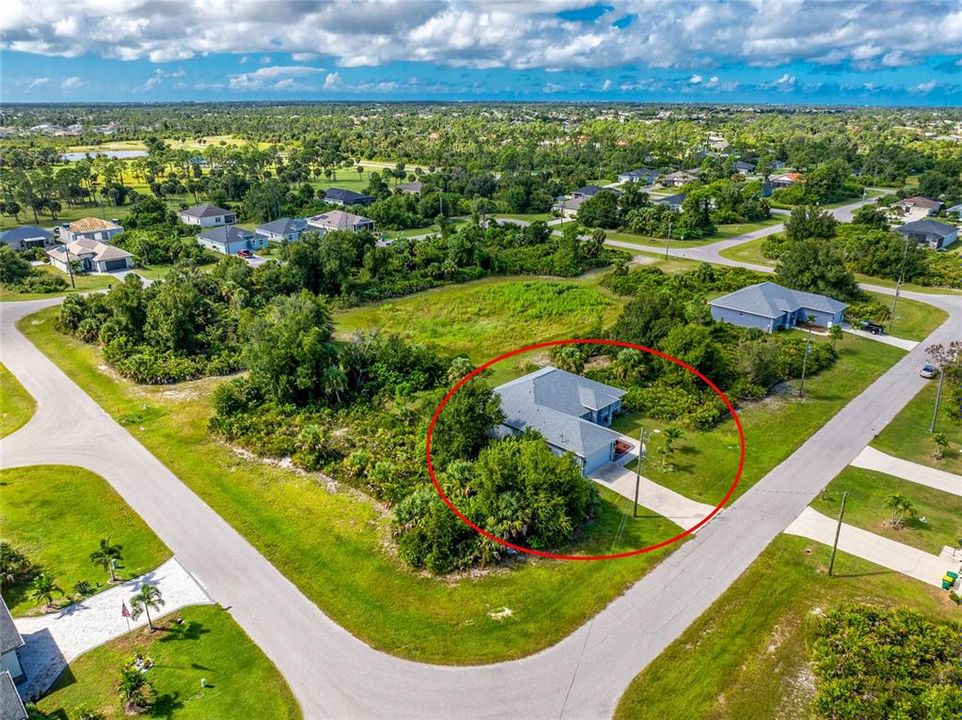 Active With Contract: $369,900 (3 beds, 2 baths, 1900 Square Feet)