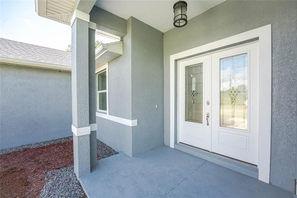 Active With Contract: $369,900 (3 beds, 2 baths, 1900 Square Feet)