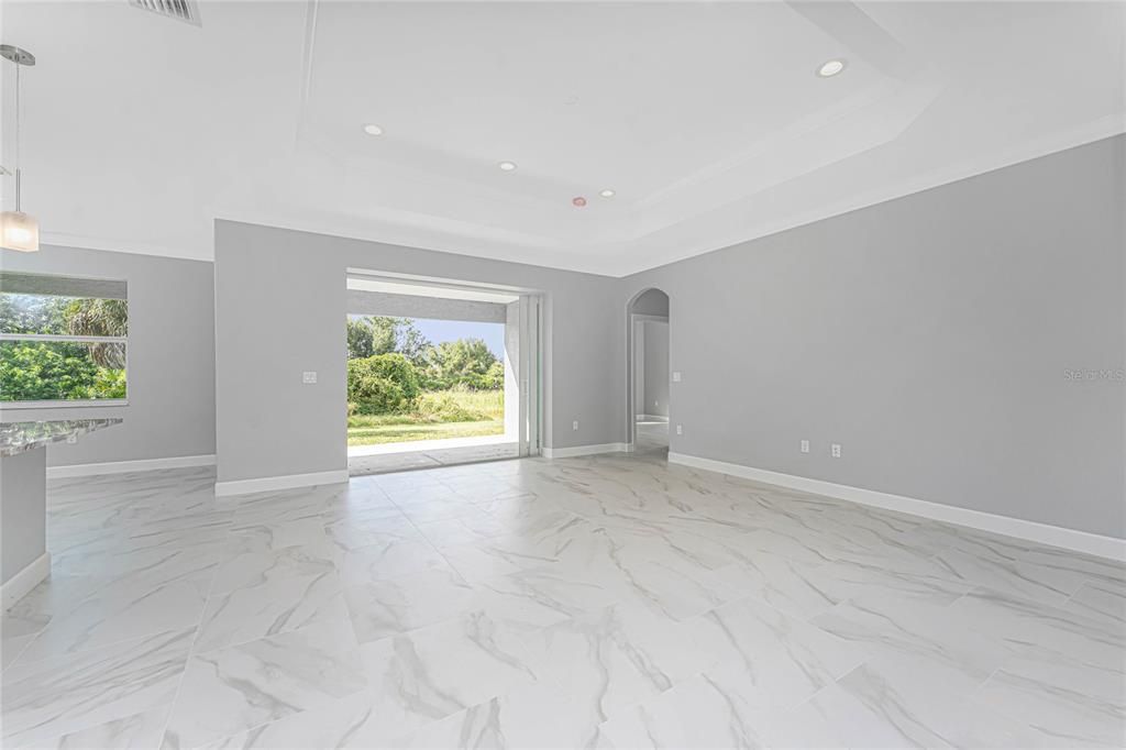 Active With Contract: $369,900 (3 beds, 2 baths, 1900 Square Feet)