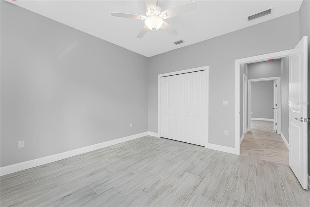 Active With Contract: $369,900 (3 beds, 2 baths, 1900 Square Feet)