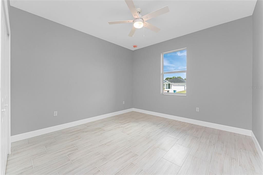 Active With Contract: $369,900 (3 beds, 2 baths, 1900 Square Feet)