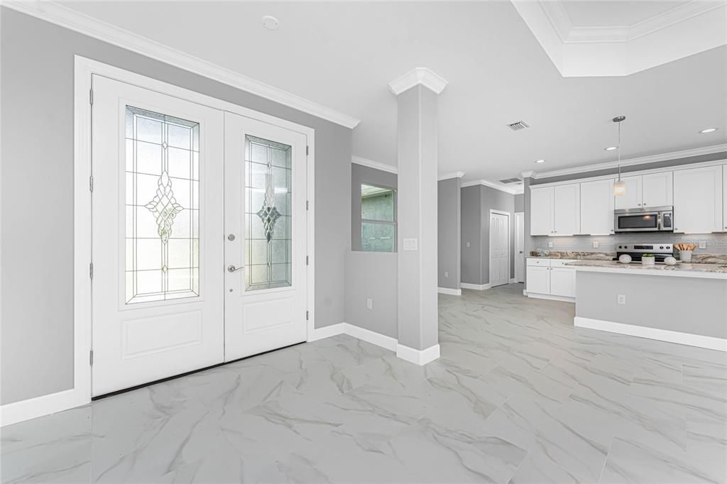 Active With Contract: $369,900 (3 beds, 2 baths, 1900 Square Feet)