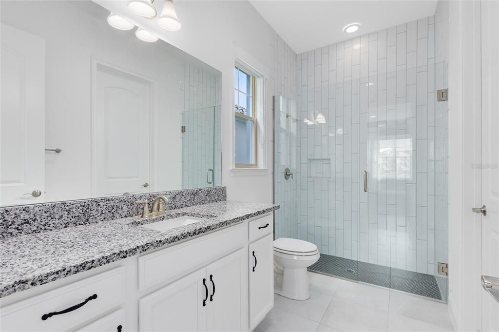 For Sale: $1,475,000 (5 beds, 5 baths, 4280 Square Feet)