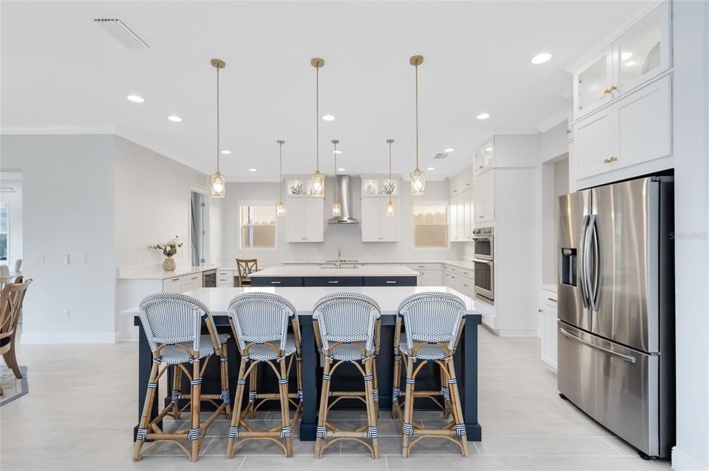 For Sale: $1,475,000 (5 beds, 5 baths, 4280 Square Feet)