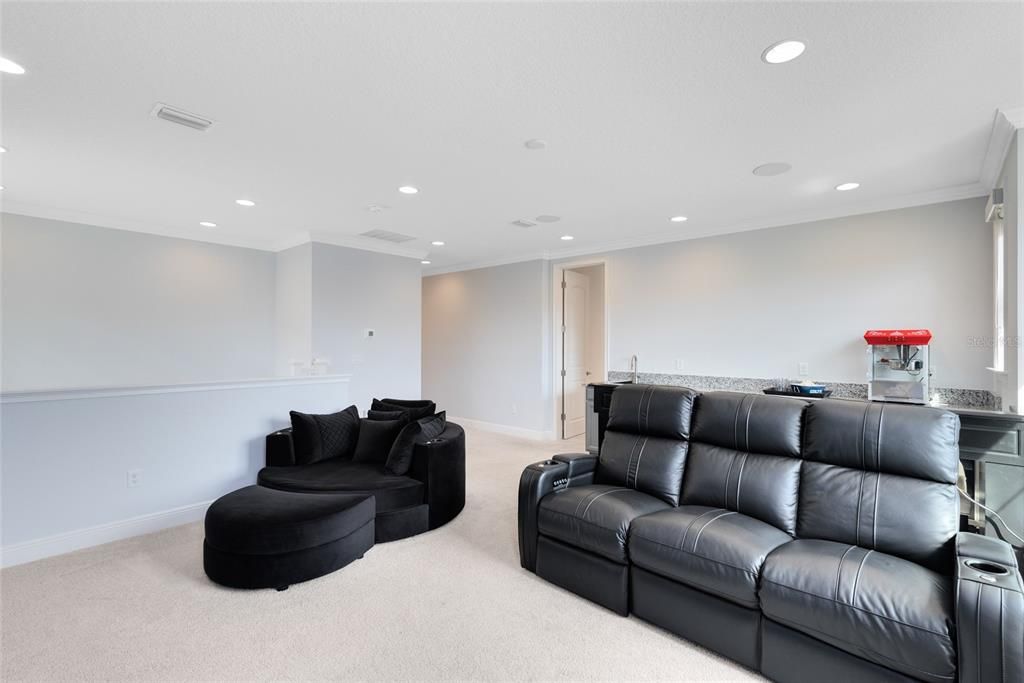 For Sale: $1,475,000 (5 beds, 5 baths, 4280 Square Feet)